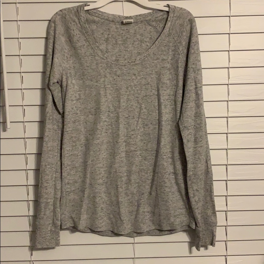 VS Pink Shirt Gray Size Medium